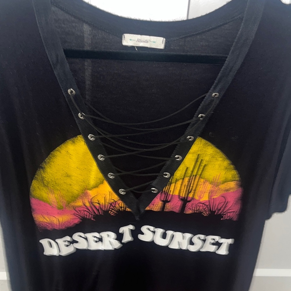 Tee - Picture 2 of 3